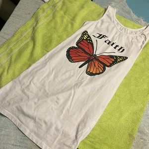 I have only wore it once to a school dance and that’s all it has no stains